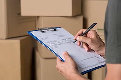 Export Invoice vs. Accounting Invoice: What's the Difference? | Shipping Solutions